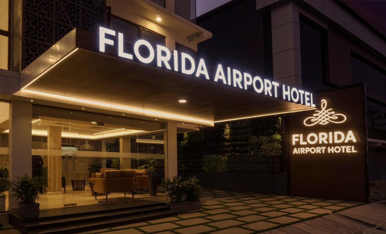 Florida Airport Hotel Kochi Недумбассери Экстерьер фото